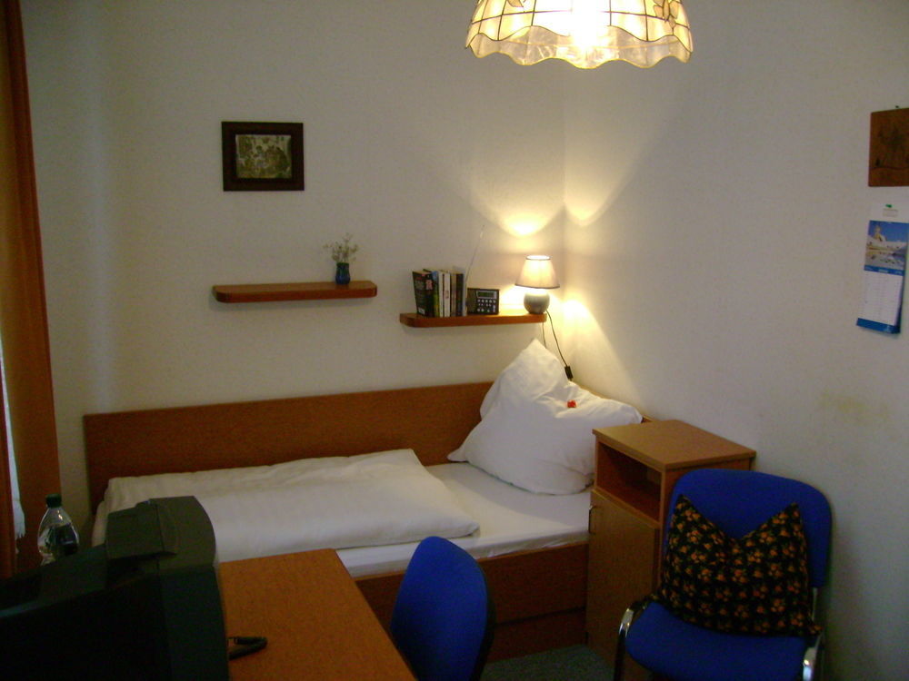 Hotel - Pension Vesta Bad Elster Exteriör bild