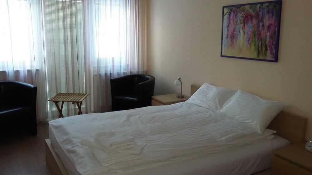Hotel - Pension Vesta Bad Elster Exteriör bild
