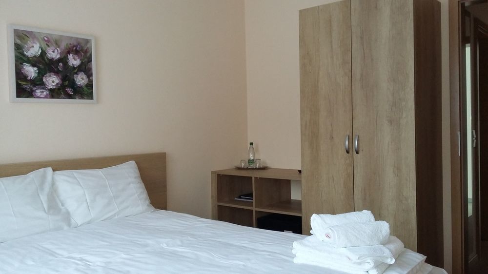 Hotel - Pension Vesta Bad Elster Exteriör bild