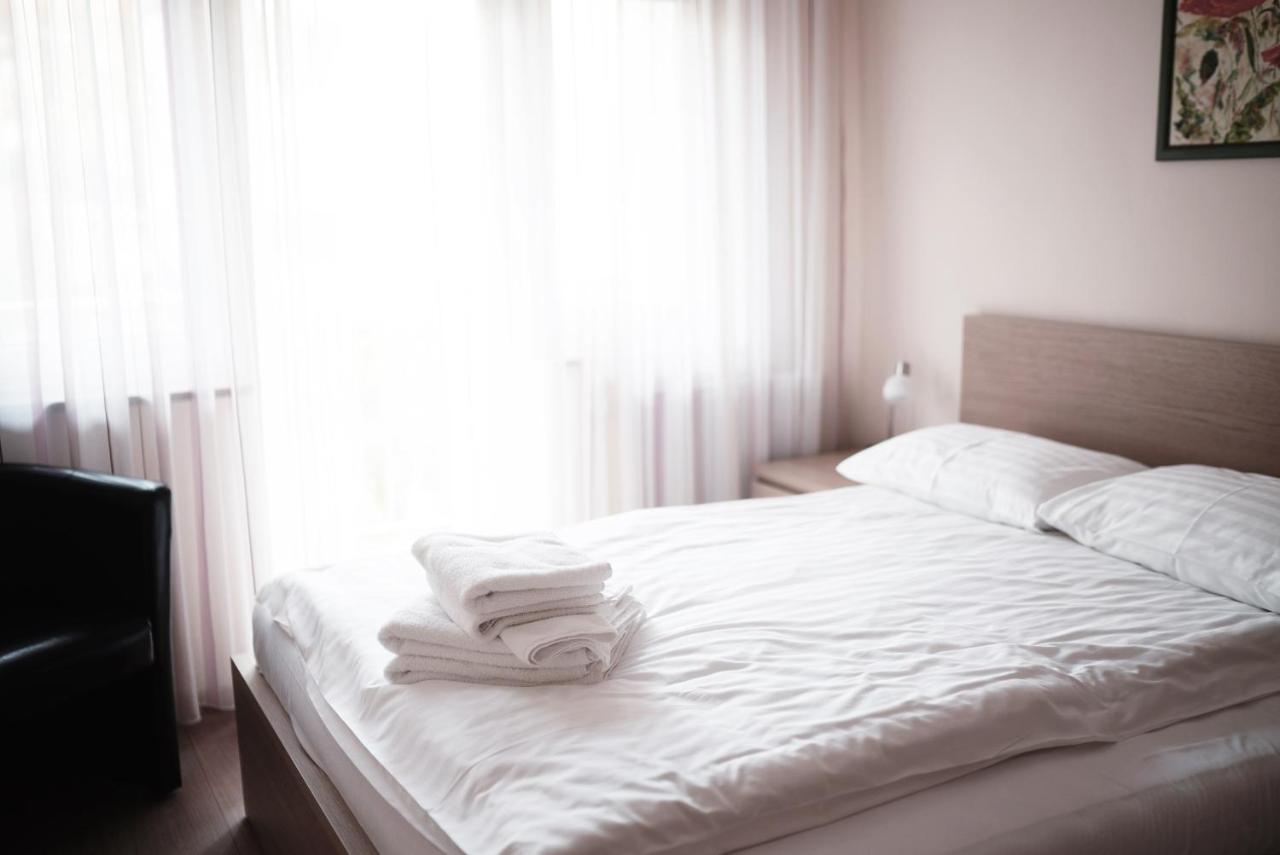 Hotel - Pension Vesta Bad Elster Exteriör bild
